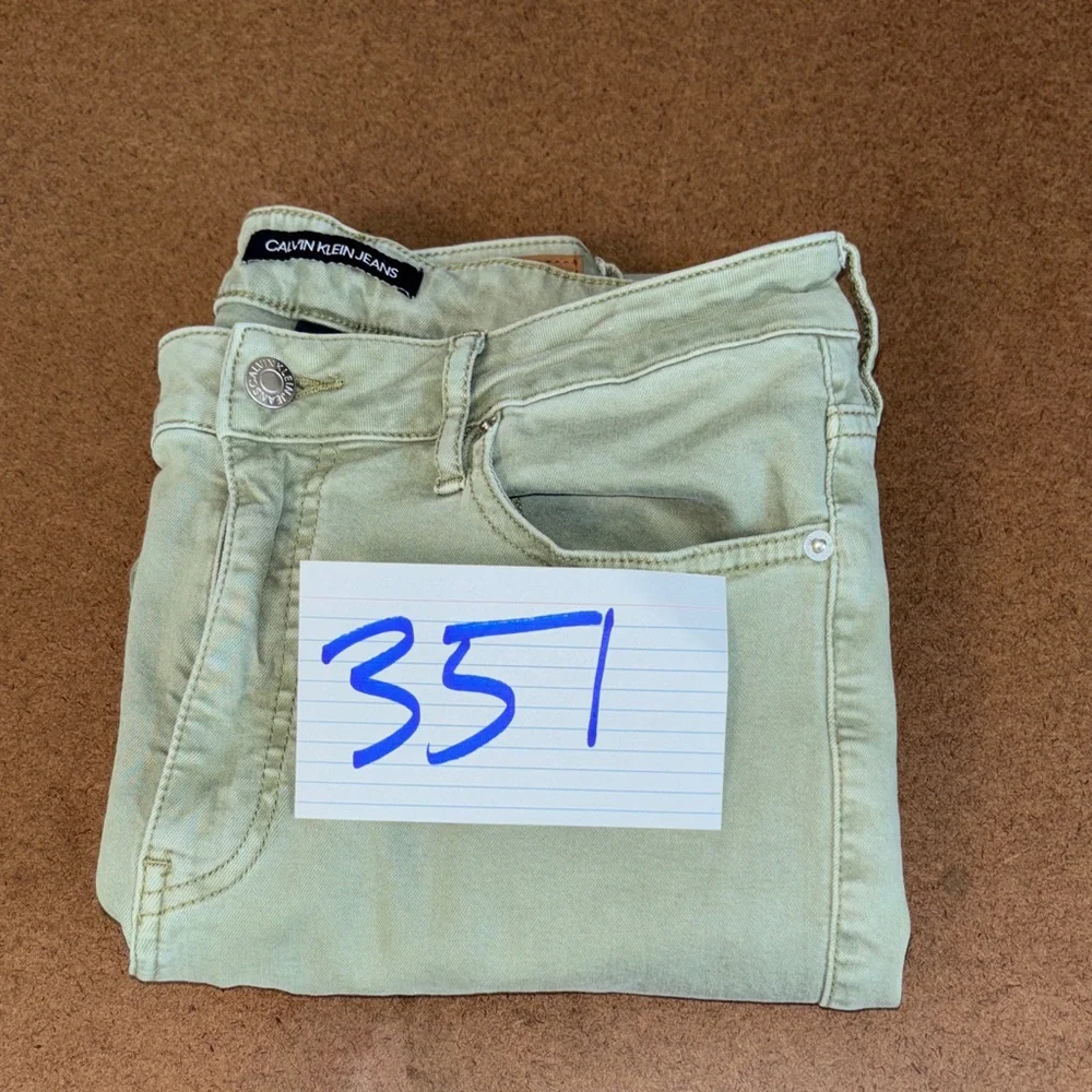 Calvin Klein Jeans Women's Skinny Jeans in Light Green